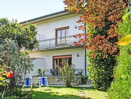 Maison Nannini à Forte dei Marmi, 5 pers, jardin privé : photo 2