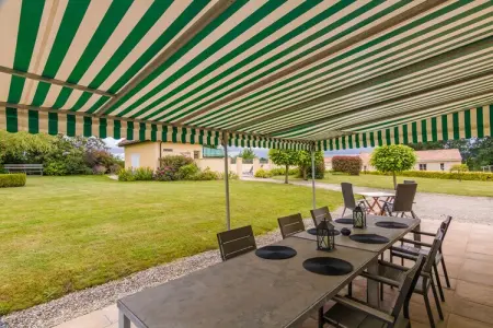 Domaine le Perrot, Agréable maison de vacances avec piscine privée - Photo 20