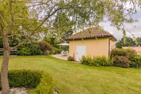 Domaine le Perrot, Agréable maison de vacances avec piscine privée - Photo 31
