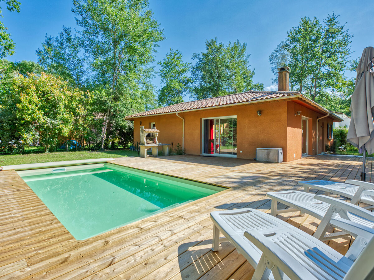 Maison Tina à Naujac-sur-Mer, piscine et 1900 m² - Photo 1