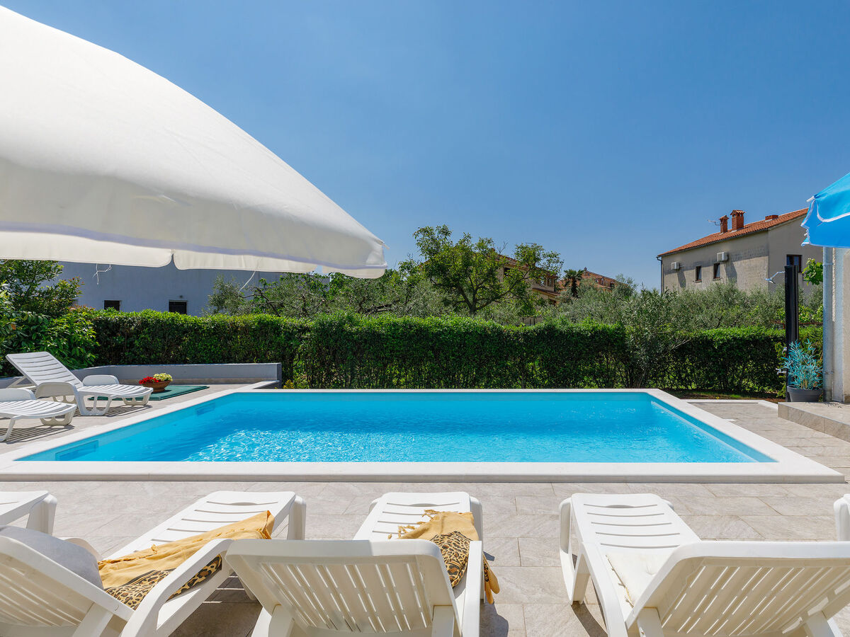 Suncana - Maison 8 personnes avec piscine à Poreč - Photo 2