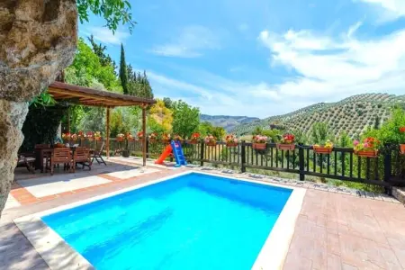 Location gite de vacances à Algarinejo
