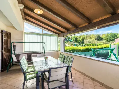 Maison Poje à Motovun : piscine privée et terrain de 1200 m² : photo 13