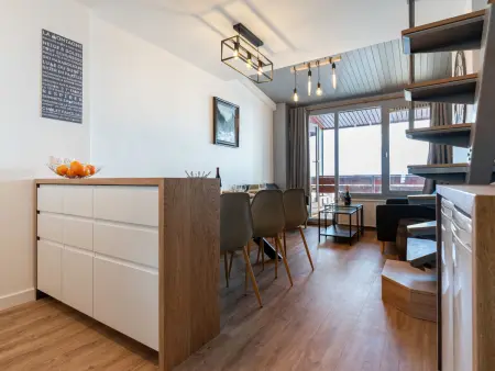 Apt 4 pièces rénové 2021, balcon sud à Tignes Val Claret : photo 2