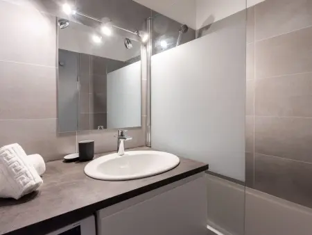 Apt 4 pièces rénové 2021, balcon sud à Tignes Val Claret : photo 25