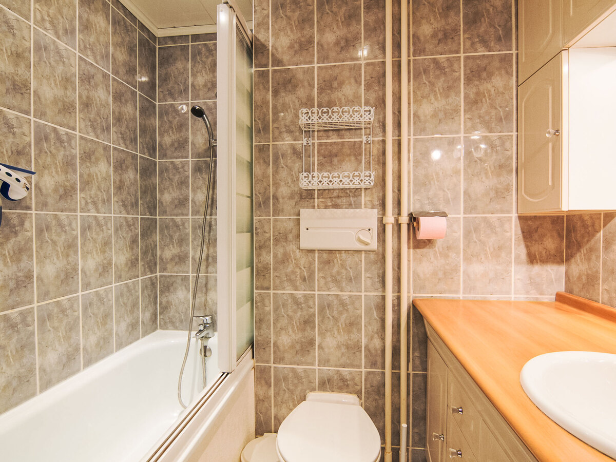 Grandes Platières II – Apt 2p, balcon sud, vue montagne - Photo 5