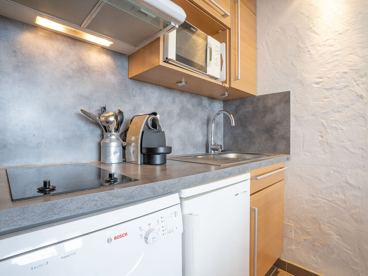 Studio rénové Grandes Platières I, 7e étage, vue panoramique - Photo 5