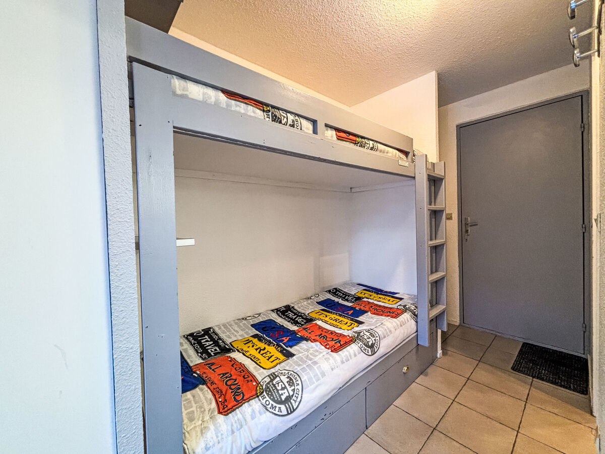 Les Olympiques : studio 24 m² rénové à 200 m des pistes - Photo 5