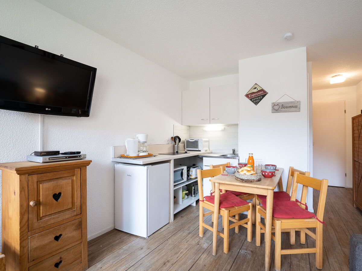 Studio 24m² aux Ménuires, balcon sud à 200m des pistes - Photo 1