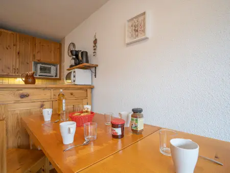 Appartement Les Ménuires, vue sur les pistes et balcon sud : photo 3