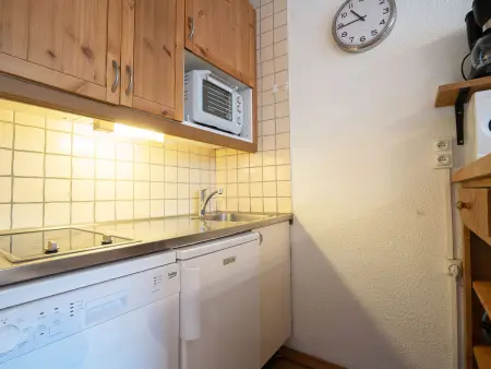 Appartement Les Ménuires, vue sur les pistes et balcon sud : photo 11