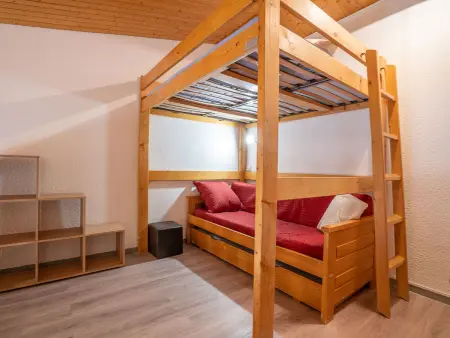 Appartement Les Ménuires 50 m² avec balcon et vue montagnes : photo 4