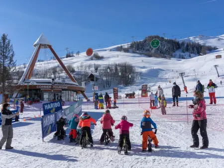 Studio 22 m² au Corbier, 9ème étage vue pistes - Photo 21