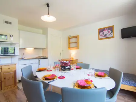 Apt 3 pièces Vostok Zodiaque, 15ème étage, vue pistes : photo 2
