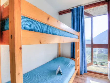Apt 3 pièces Vostok Zodiaque, 15ème étage, vue pistes : photo 4