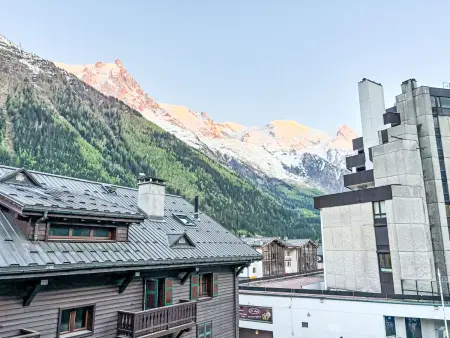 Appartement Blanc Neige à Chamonix, rénové 2025 : photo 12