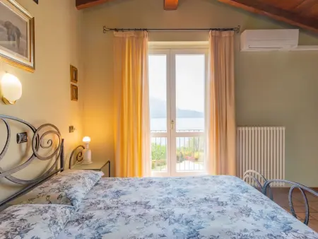 Maison Gabriella à Domaso, vue panoramique lac : photo 19