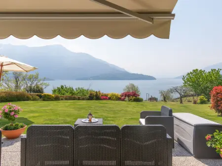 Maison Gabriella à Domaso, vue panoramique lac : photo 25