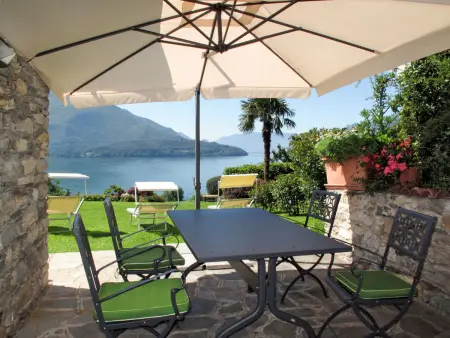 Maison Gabriella à Domaso, vue panoramique lac : photo 26