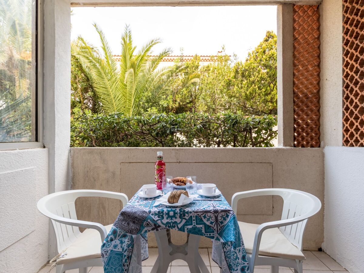 Studio à 30 m de la plage aux Lecques, terrasse couverte - Photo 1
