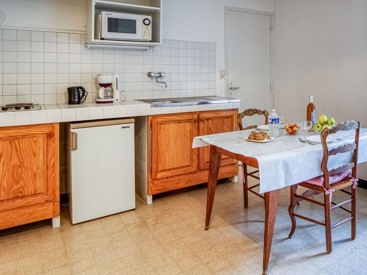 Studio à 30 m de la plage aux Lecques, terrasse couverte - Photo 9