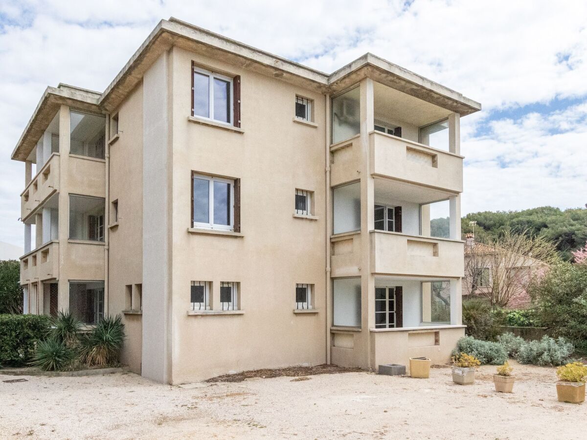 Studio à 30 m de la plage aux Lecques, terrasse couverte - Photo 13
