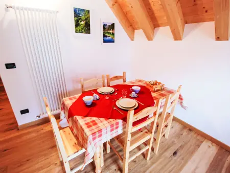 Appartement Cjasa de Barce, vue lac à 80 m de la plage : photo 10
