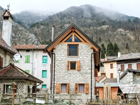 Appartement Cjasa de Barce, vue lac à 80 m de la plage : photo 18