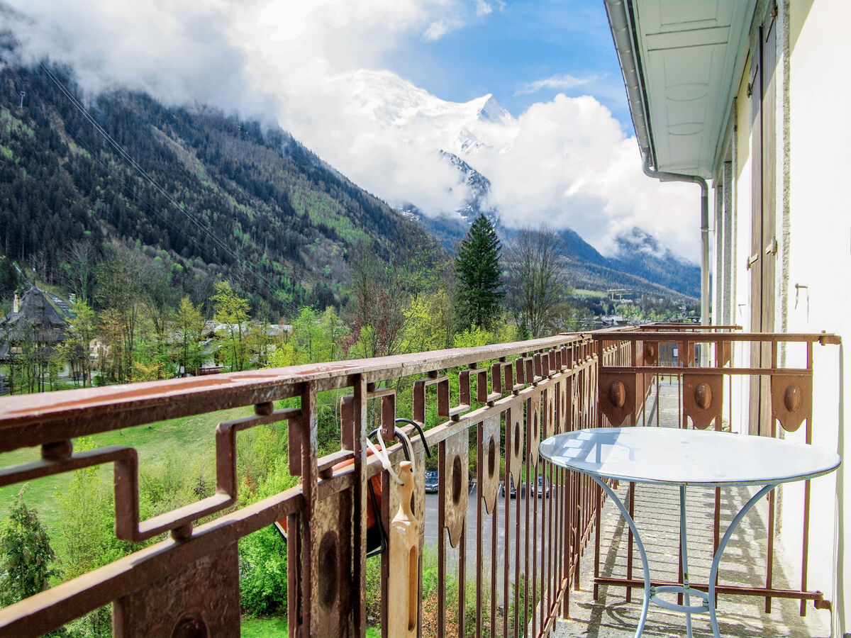 Studio 25 m² au Carlton, vue montagne et balcon sud-est - Photo 9