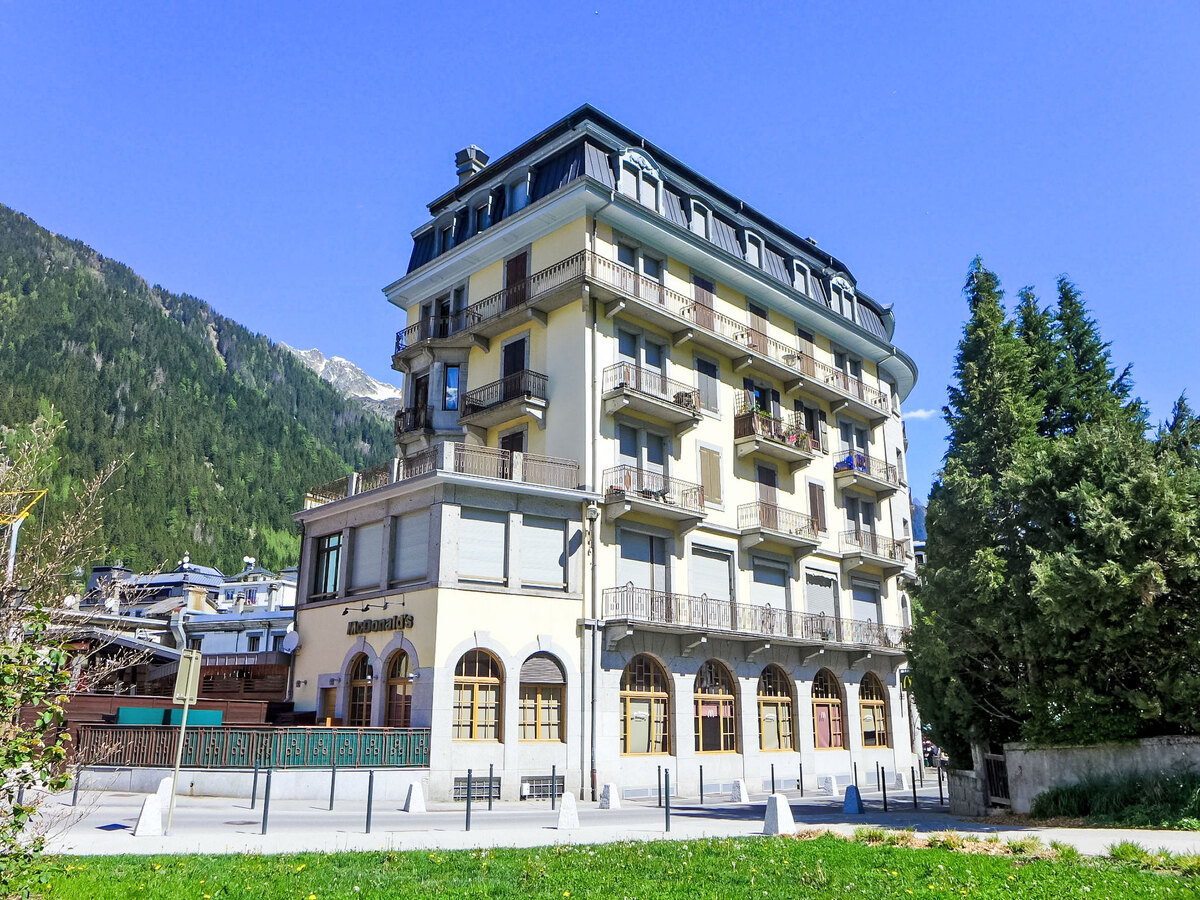 Studio 25 m² au Carlton, vue montagne et balcon sud-est - Photo 14