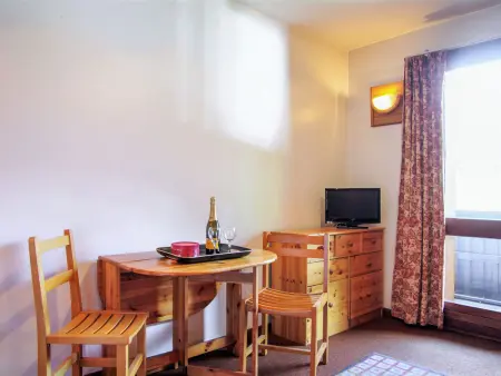 Studio 20 m² Chamonix, balcon vue montagne : photo 2
