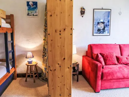 Les Pècles - Studio 30 m² avec vue montagne à Chamonix : photo 4