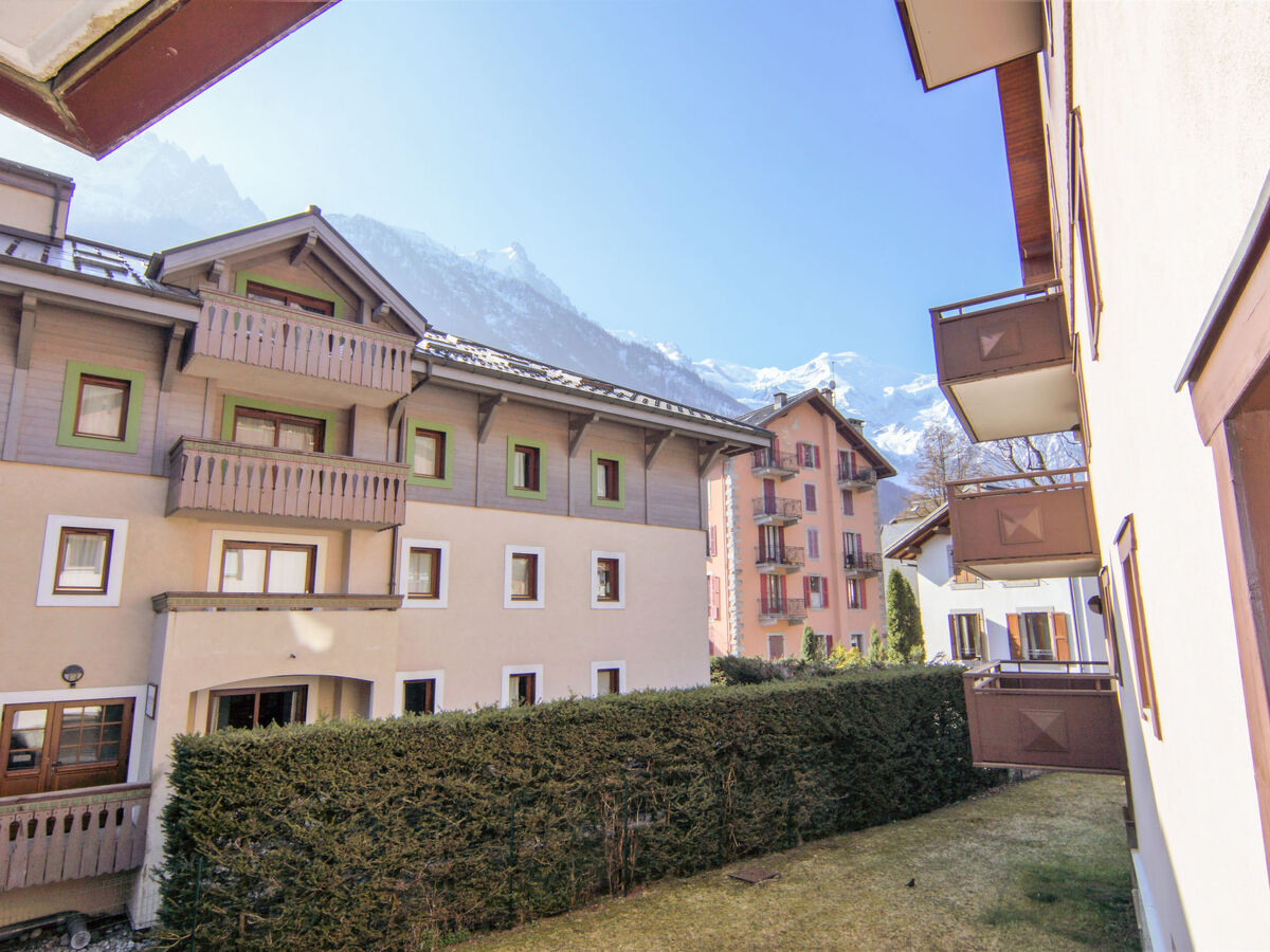 Appartement Chamonix, balcon vue montagnes à 50 m du centre - Photo 11