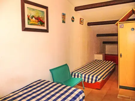 Appartement à Saint Cyr sur Mer, 200 m de la mer, terrasse 15 m² : photo 10