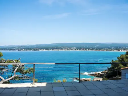 Appartement vue mer avec terrasse 50 m², La Madrague