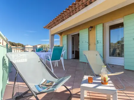 Lou Mazet – Appartement 80 m² terrasse 25 m² : photo 2