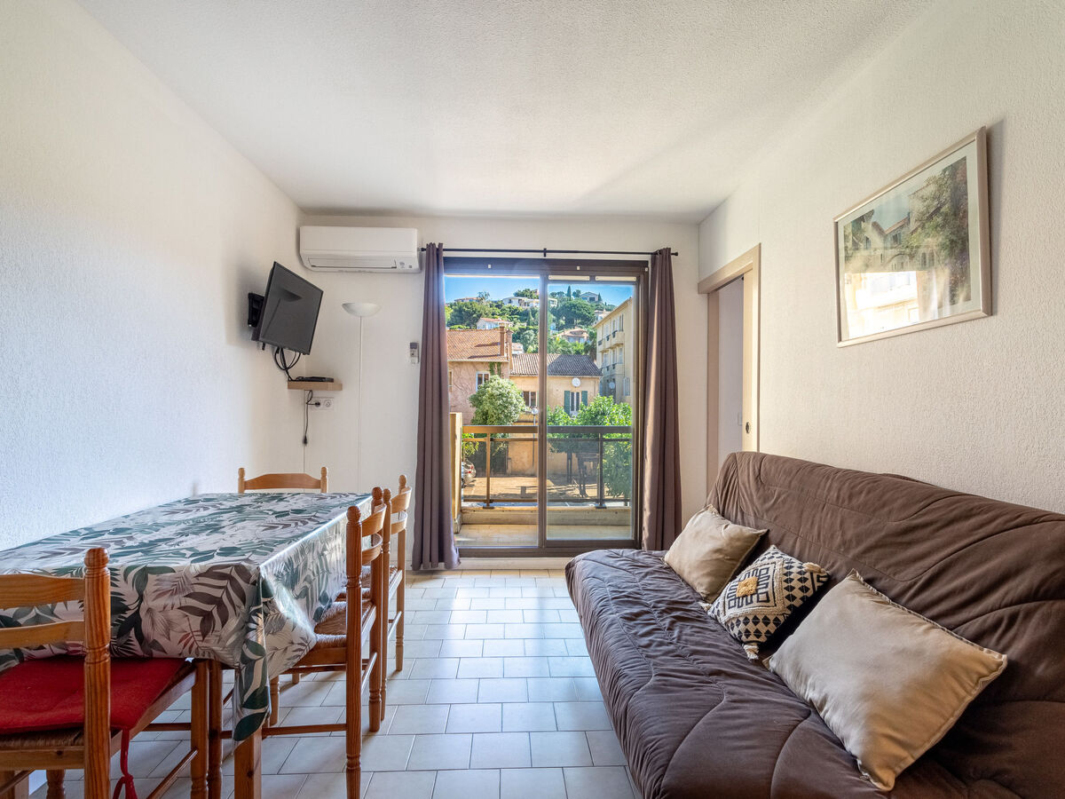 Appartement Saint James au cœur du Lavandou, 200 m plage - Photo 5