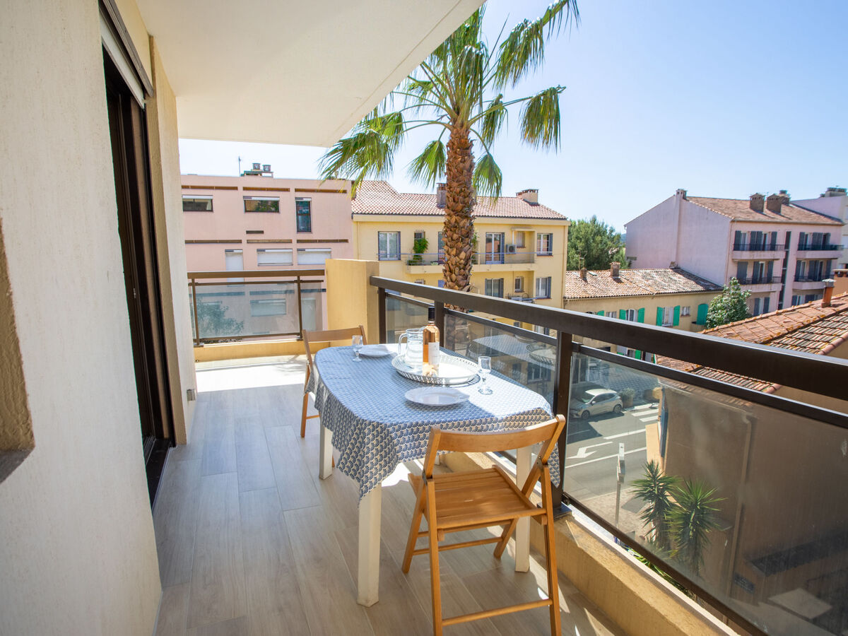 Appartement Saint James au cœur du Lavandou - Photo 2