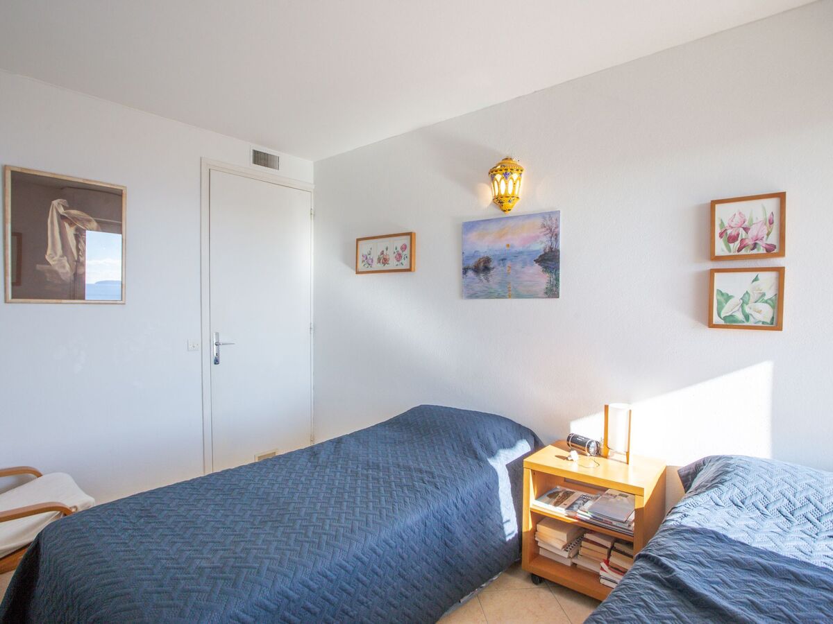 Les Alizées - Appartement 2 ch, terrasse vue mer - Photo 13