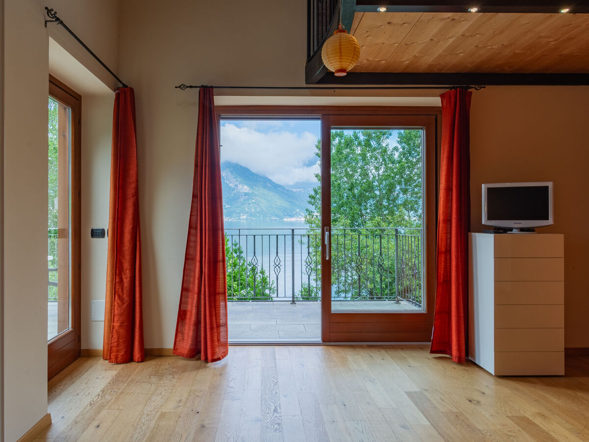 Maison Vince avec vue lac, 10 m de la plage - Photo 15