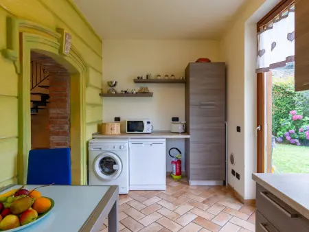 Maison Vince avec vue lac, 10 m de la plage : photo 9