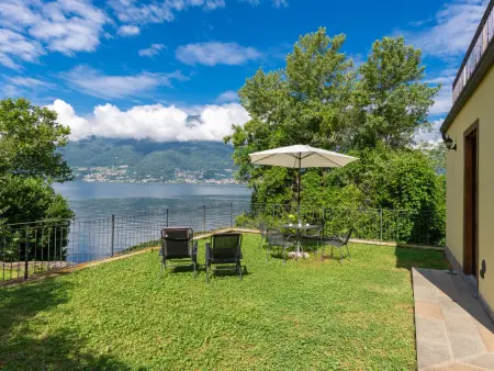 Maison Vince avec vue lac, 10 m de la plage : photo 24