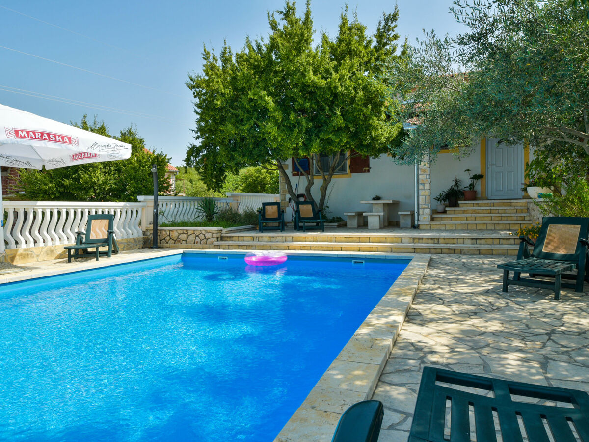 Villa Ana à Obrovac : maison 120 m² piscine privée - Photo 2