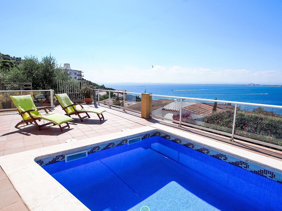 Mila i Fontanals – Maison Roses vue mer et piscine - Photo 1