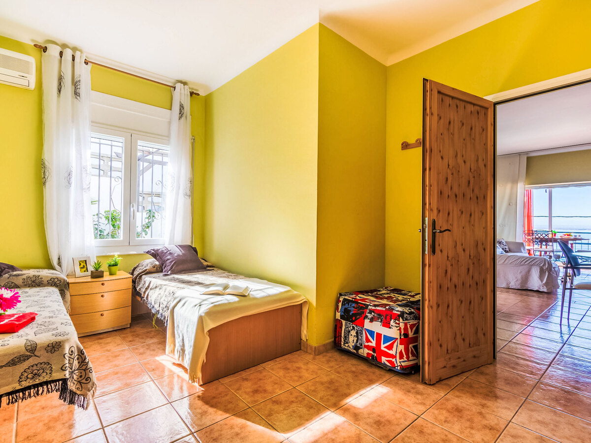 Mila i Fontanals – Maison Roses vue mer et piscine - Photo 12