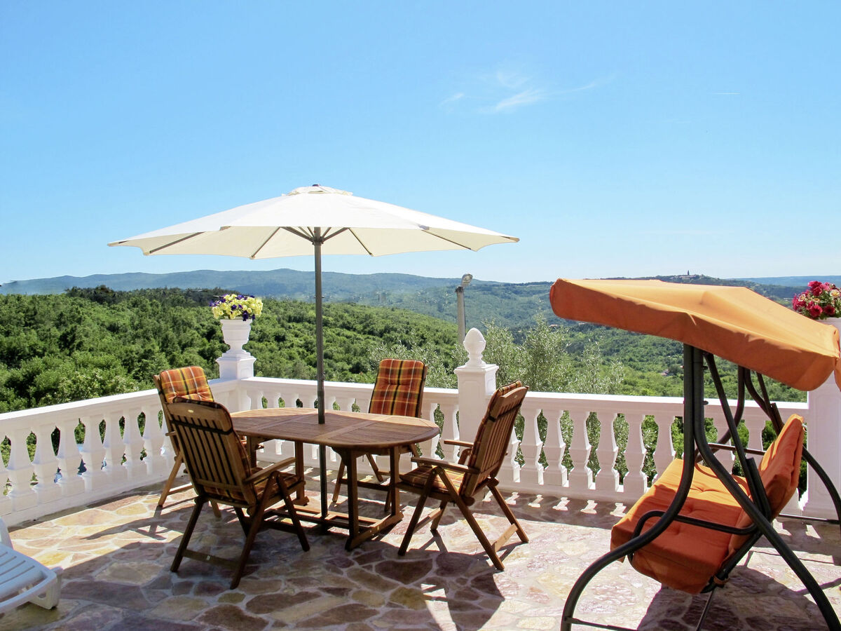 Maison Stella à Rabac : 4 chambres, piscine privée - Photo 4