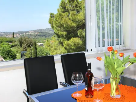Maison Edo à Brač avec piscine privée, 8 personnes : photo 9