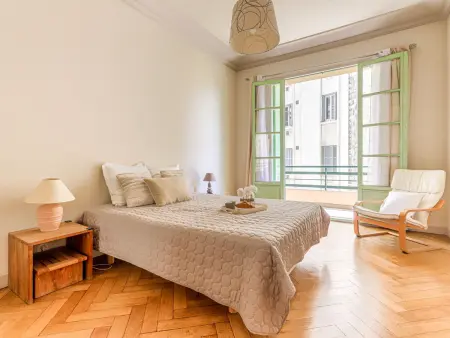 Le Victor Hugo – Apt 3 pièces à 500 m de la mer : photo 3