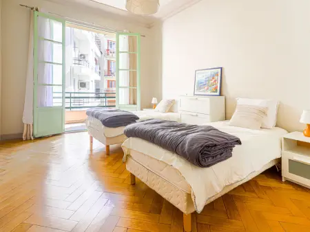 Le Victor Hugo – Apt 3 pièces à 500 m de la mer : photo 20