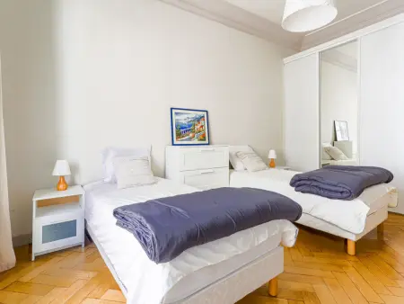 Le Victor Hugo – Apt 3 pièces à 500 m de la mer : photo 22